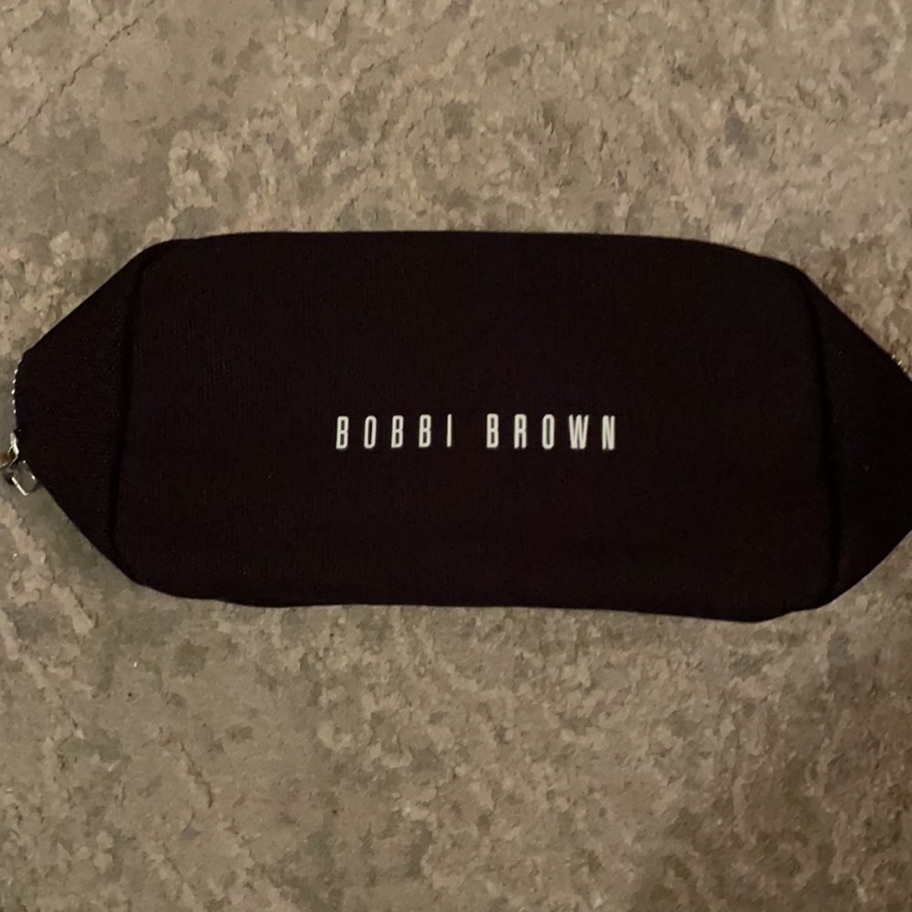 BRAND NEW BOBBI BROWN MAKEUP BAG